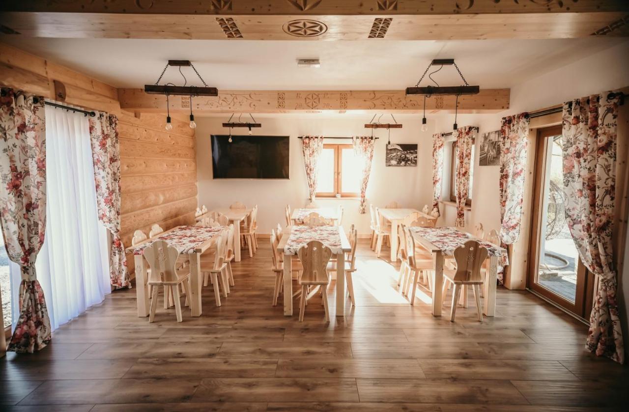 Tarasowka U Zajaca Bed & Breakfast Czerwienne Екстериор снимка