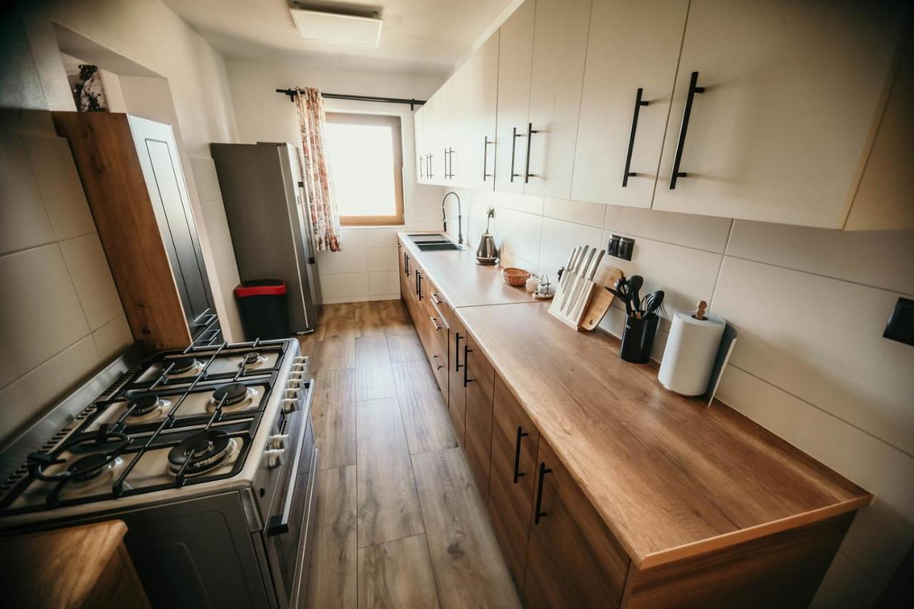 Tarasowka U Zajaca Bed & Breakfast Czerwienne Екстериор снимка