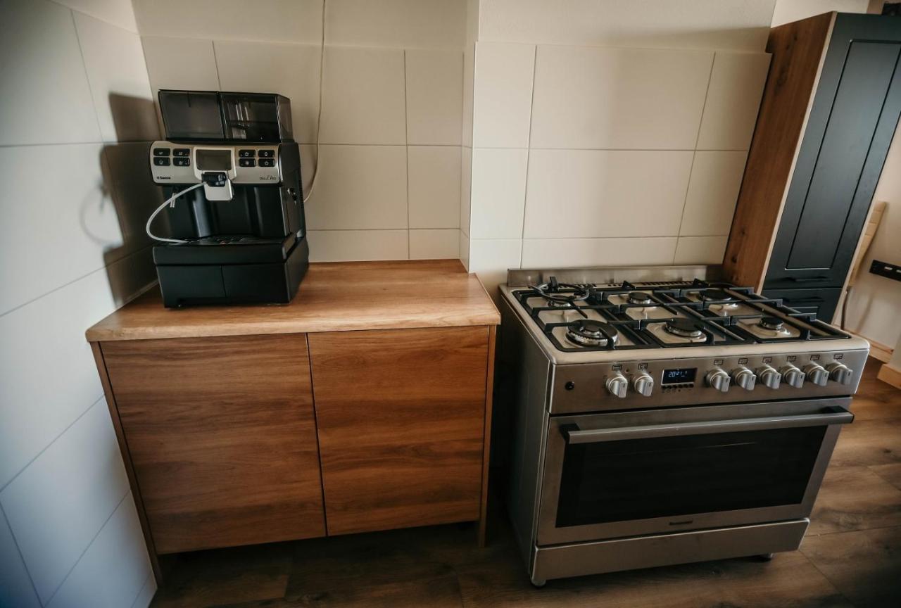 Tarasowka U Zajaca Bed & Breakfast Czerwienne Екстериор снимка