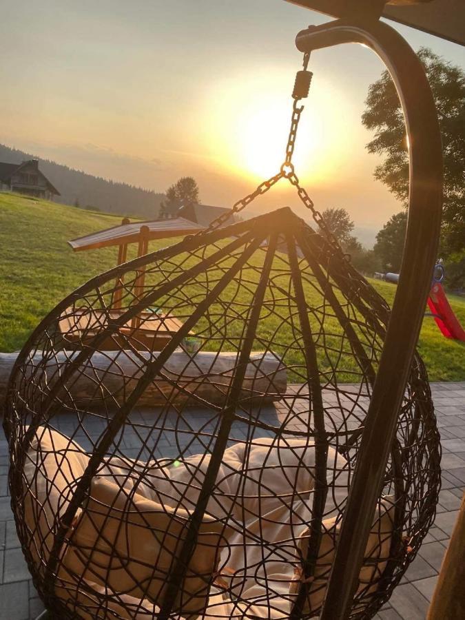 Tarasowka U Zajaca Bed & Breakfast Czerwienne Екстериор снимка